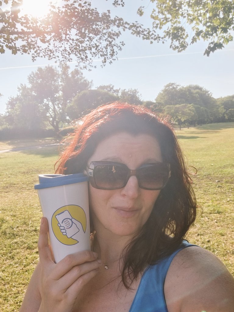 aimingelsewhere's tweet photo. Drinking tea and getting my steps in before the day gets too hot with my fabulous #CBITInHand mug. If something stronger is your thing, perhaps join us for some mead at the Manchester @PIC_Legal treasure hunt supporting @cbituk next month. Link below...
https://t.co/N1sbD55Rtp https://t.co/kXuwTTIthQ