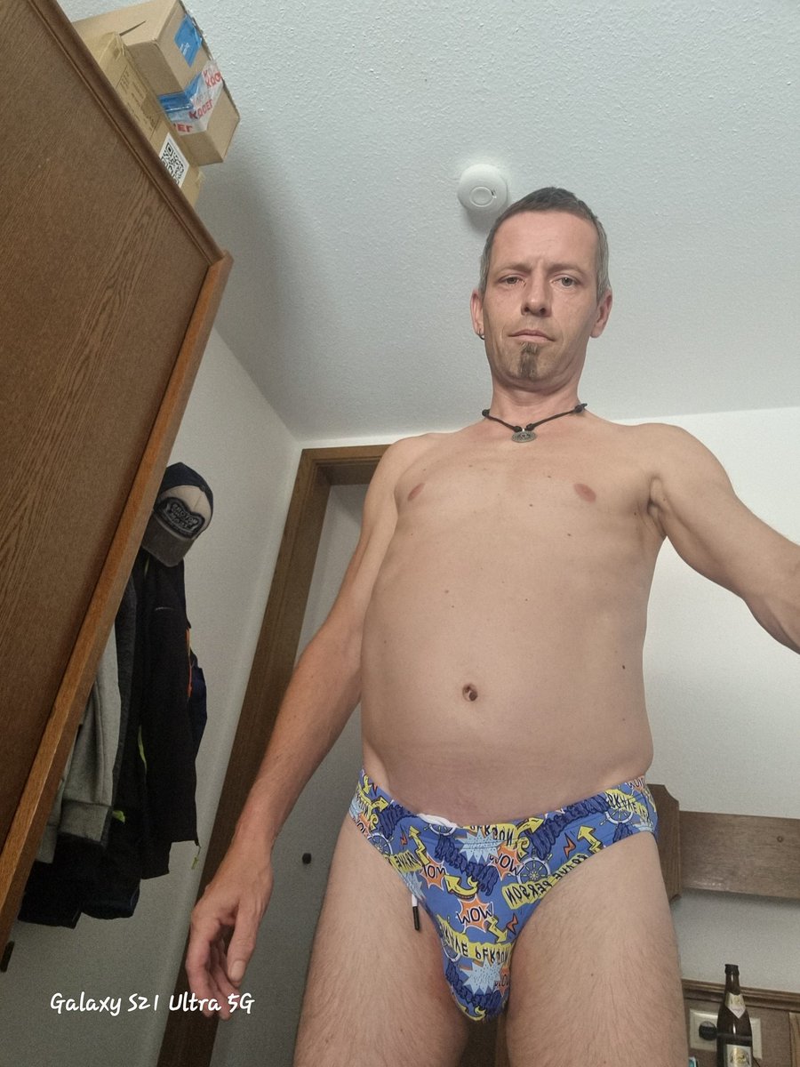 siebenhaar79's tweet photo. Moin zusammen wünsch euch allen ein schönen sonnigen Dienstag 🏳️‍🌈🏳️‍🌈 https://t.co/IfavTvdZFI