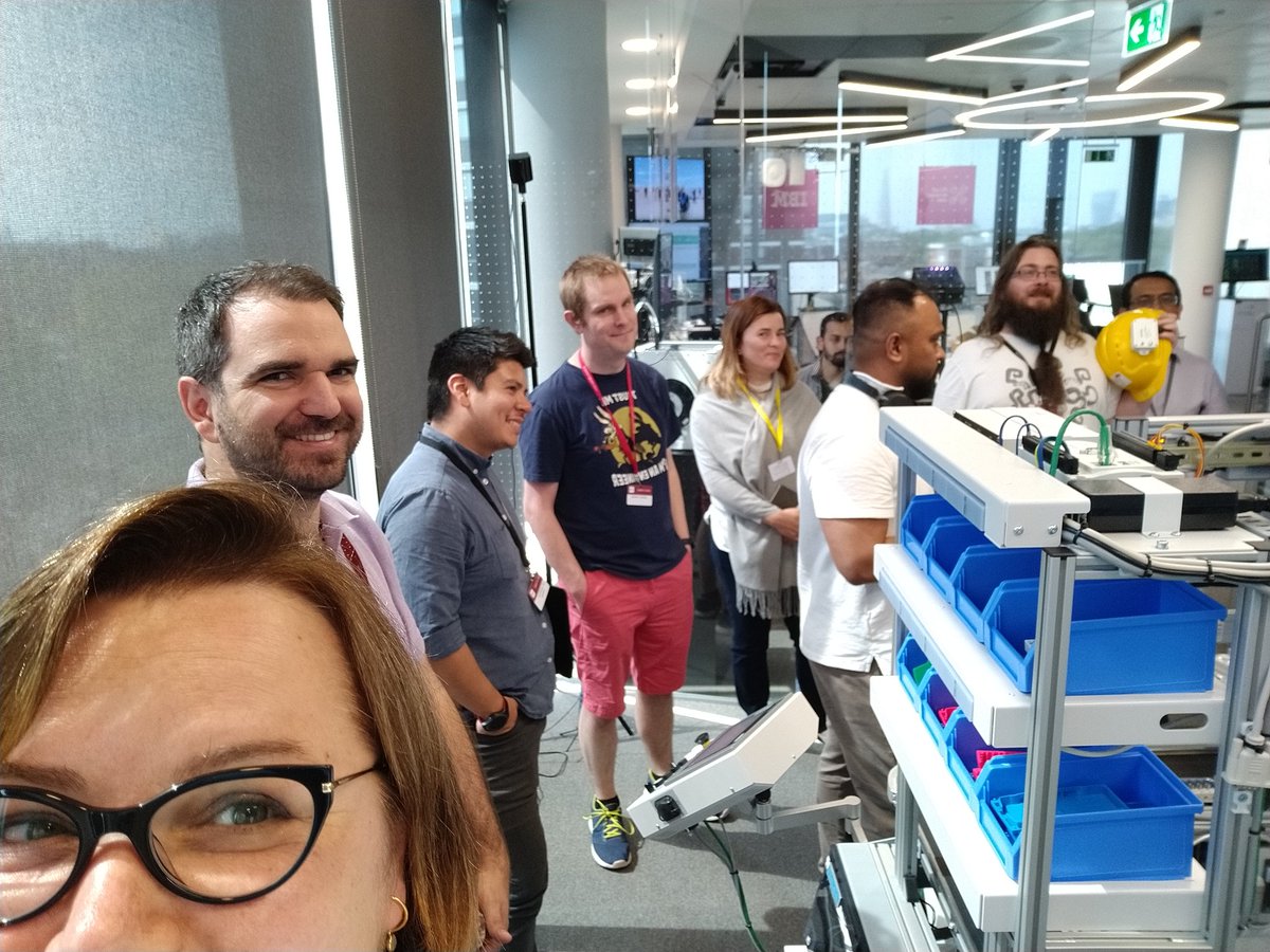 Is this the real life or sci-fi? Our best engineers and innovators joined us for Day 1 of the IoT Experience Week! #iot #DigitalTransformation #cps