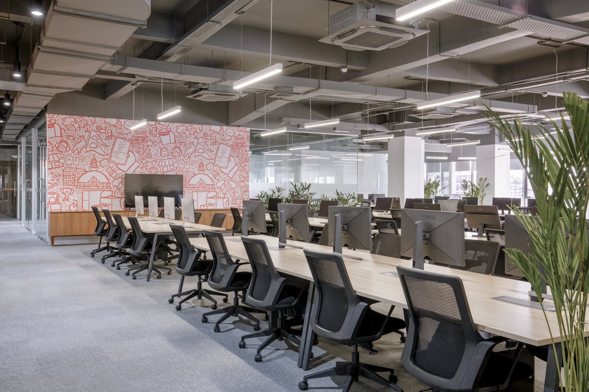 StudioNeba's tweet photo. DARAZ's new workspace in Nepal: 30,000+ sq ft, 3 floors.  Open design promotes transparency, creativity, and collaboration. #neba #studioneba #daraz https://t.co/7hvli5wGi1 https://t.co/xd5CX64nXb