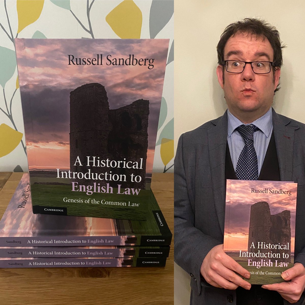 sandbergrlaw's tweet photo. Do you teach anything to do with the common law? 

Do you fancy a free book? 

If the answers to both questions are yes, then make an inspection copy request for my new book which is designed to serve as background reading throughout the LLB / SQE

https://t.co/auG5E6lUdz https://t.co/Ozyzn68hWK