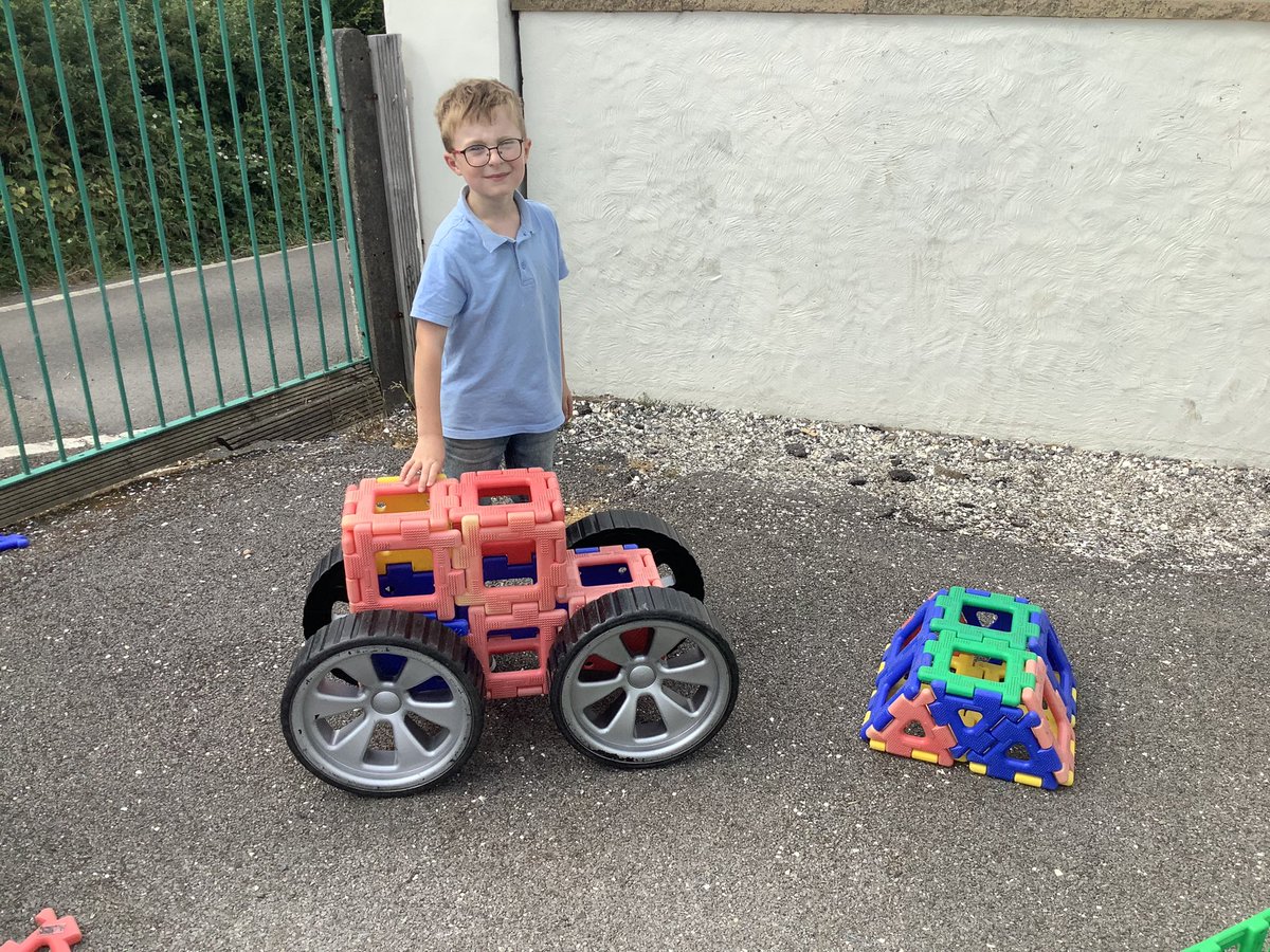 llanrhidianp's tweet photo. A successful first Clwb Ceirios ☀️ For more information: https://t.co/QgkyNTwWvn #LlanHealth #LlanFun #LlanImp https://t.co/uwGgZrtent
