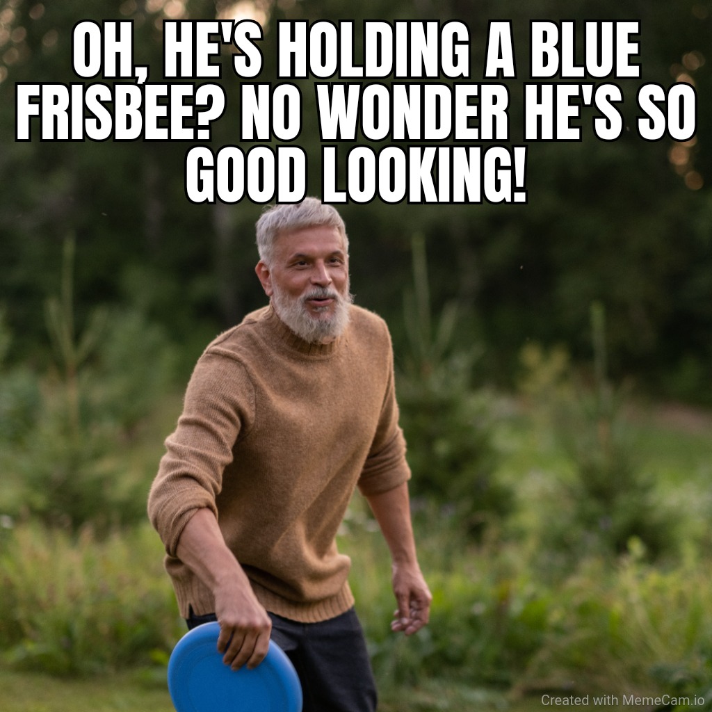 throwandscore's tweet photo. Oh, he's holding a blue frisbee?  No wonder he's so good looking!  #discgolf #frisbee 
https://t.co/pL8D2arfjF https://t.co/iGrKnNjaif