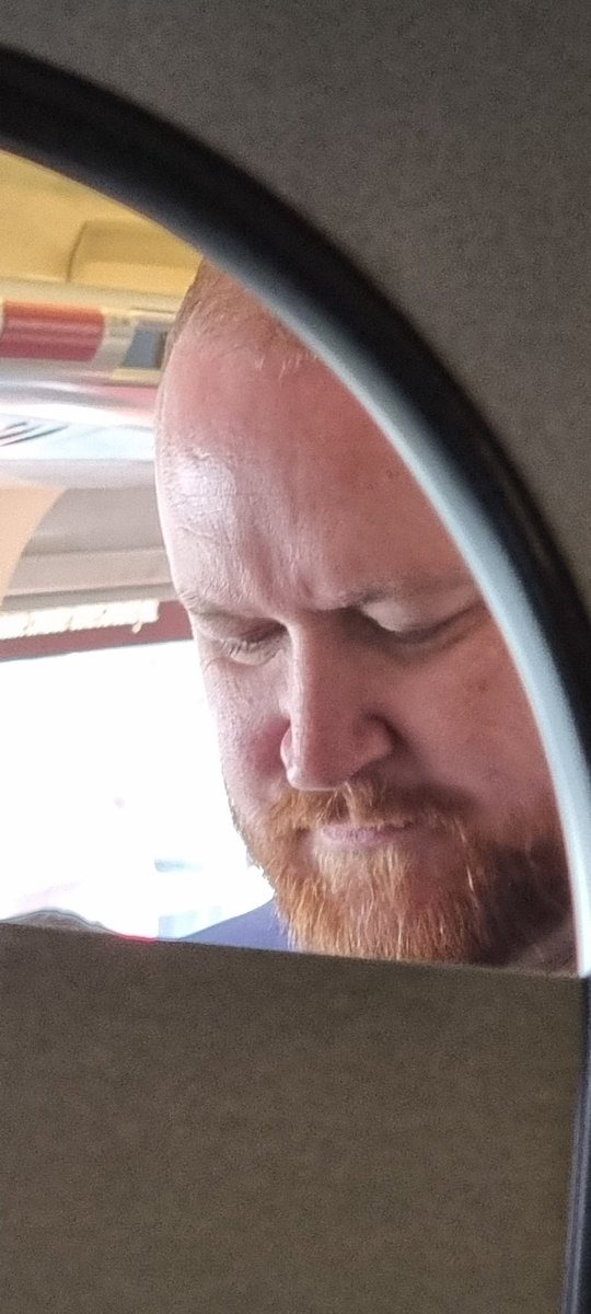anewman85's tweet photo. @megamarvatron Like this guy? https://t.co/38cta7LVpK
