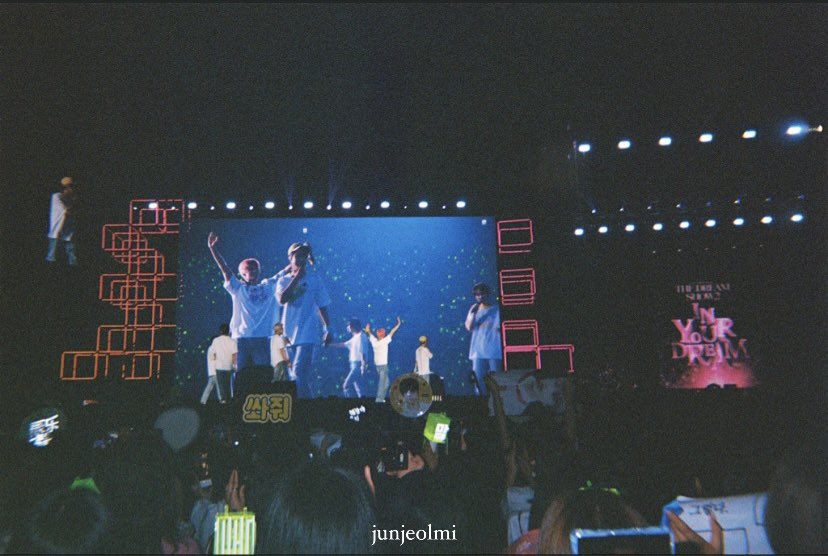 🐞🦊🧁 tweet media