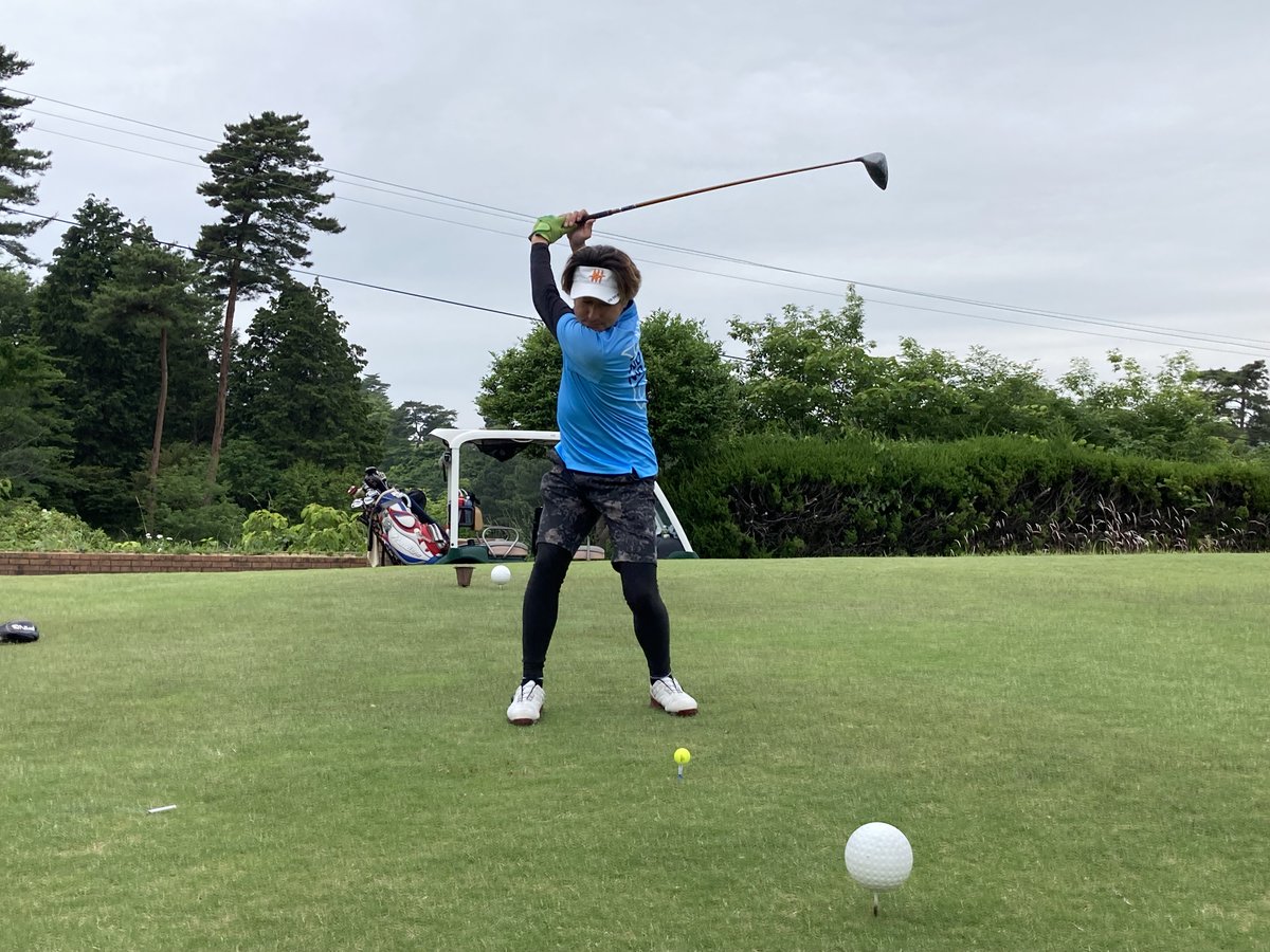 kasaokacci's tweet photo. 【第６４回会員ゴルフ大会】６月１日(木)に笠岡カントリー倶楽部にて開催いたしました！参加者３６名が優勝を目指して健闘され、榊原啓士様が見事優勝を飾りました！！👑⛳
 #ゴルフ大会
＃笠岡商工会議所
＃笠岡カントリークラブ https://t.co/PJeoTMGOAL