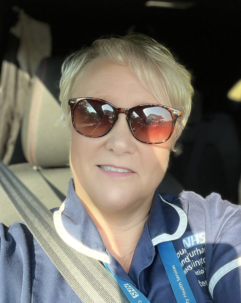 sanrgn's tweet photo. Nearly 37 years at this caper. from Sunderland School of Nursing to here! Be a nurse, have fun  #keepyoung @CDDFTNHS @STSFTrust @teesideuni @teamCNO_ @Gemstaffnurse @RachelDoubleday https://t.co/fyxHhemEOB