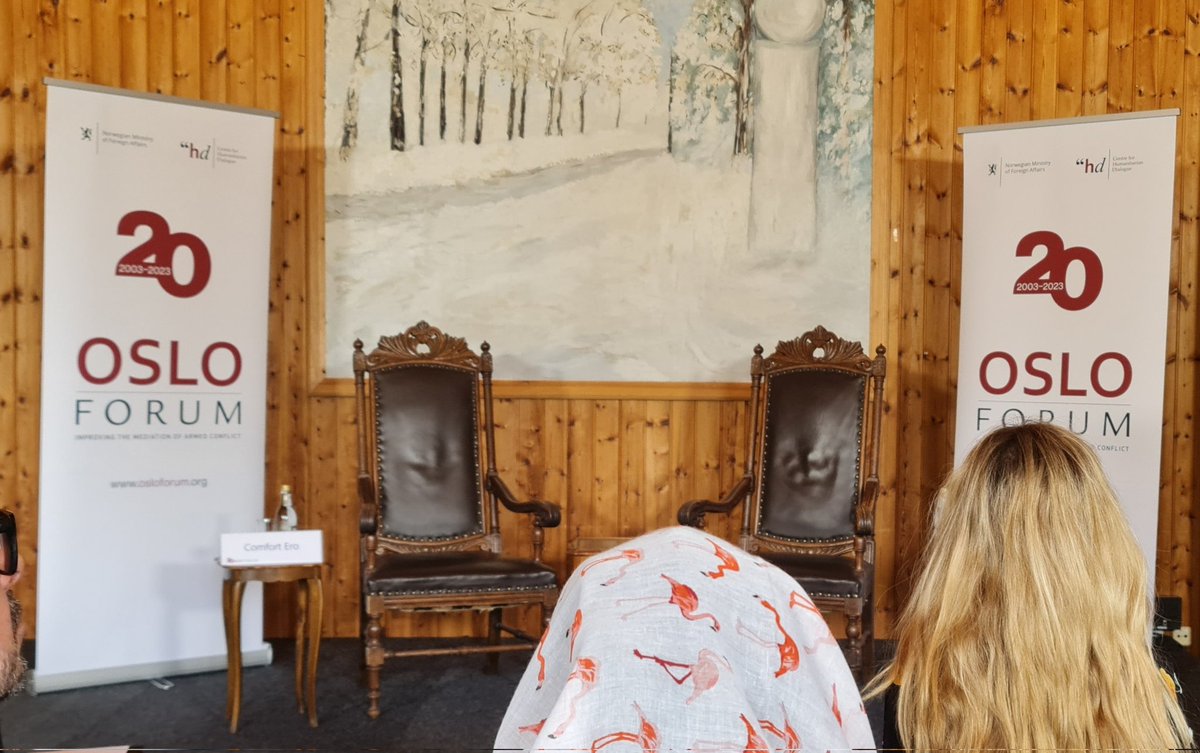 Pembukaan #OsloForum 2023 oleh Perdana Menteri Norwegia. Forum demokrasi yang lumayan berat. Tahun ini dihadiri 100-an orang pejabat tinggi negara² & wakil lembaga² kredibel dalam konteks demokrasi. Tema 2023 : Power, Politics, Peacemaking.