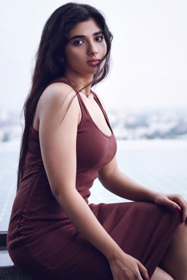 FyfG8smagAE_MxZ?format=jpg&name=900x900