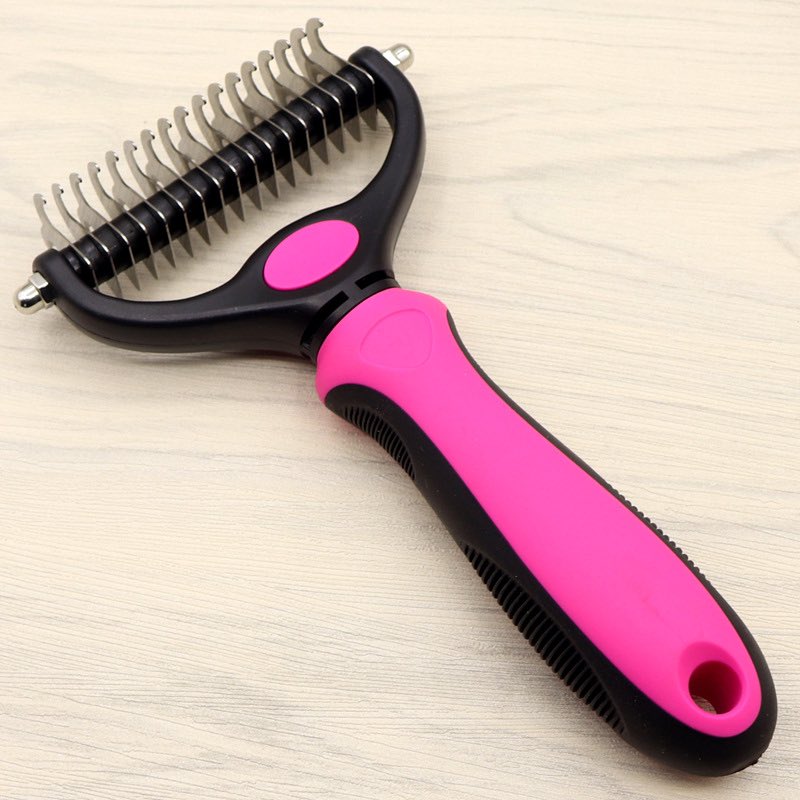 lux_pets's tweet photo. Struggling with matted fur on your furry friend? Say goodbye to tangles and hello to a pet dematting brush!

https://t.co/lvzyuzLcIh https://t.co/w3hdEbwuaI