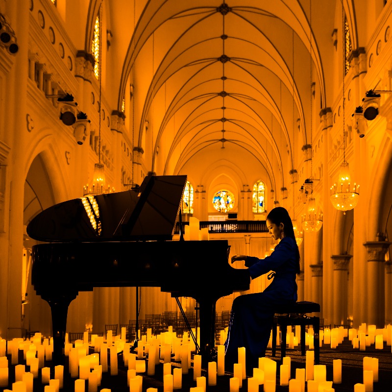 cdl_concerts's tweet photo. Hey Singapore!! Enjoy a host of concerts illuminated by candlelight 🥳🕯️✨