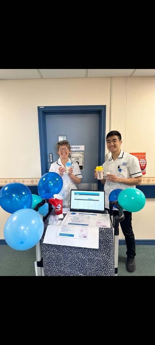 Our frailty team going around the wards demonstrating how to make up nutritional shakes as first line care plans for patients #dietitiansweek