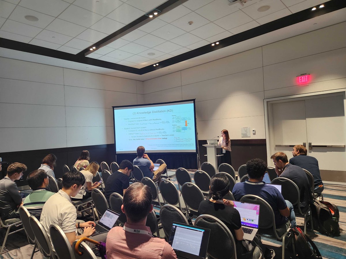 nota_ai's tweet photo. 🚀#NotaAI's lightning talks at #MLSys2023 were simply mind-blowing!🤩

Our latest research on AI technology has left everyone in awe.😲

If you missed out, don't worry. Check out the links below and get ready to be amazed!👀
👉🏻 https://t.co/e8aeMAN3kX
👉🏻 https://t.co/Azy9NlYana https://t.co/W96LltYbzg