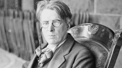 DIB_RIA's tweet photo. "I will arise and go now, and go to Innisfree,
And a small cabin build there, of clay and wattles made;
Nine bean-rows will I have there, a hive for the honey-bee,
And live alone in the bee-loud glade..."

William Butler Yeats was born #OTD 1865. https://t.co/7FOSdmLk4U #DIBLives https://t.co/ZimeKdhEZv