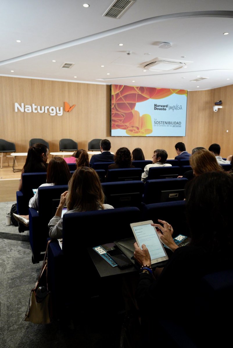 HarvardDeusto's tweet image. Todo preparado para “Harvard Deusto Impulsa: la sostenibilidad en el ámbito de las personas”.
#HarvardDeusto #HDImpulsa #empresas #sostenibilidad #RRHH #talento #futuro
@TopEmployers_Sp  @_PeopleMatters @ILUNION @MahouSanMiguel @Naturgy