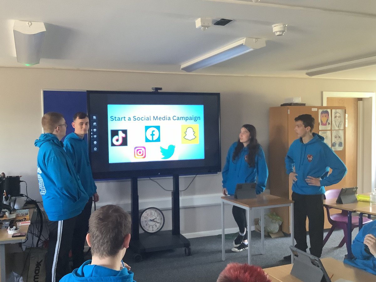 MissP_CGS's tweet photo. Thank you to @iamannabell and Roni from @wearefuelchange who came to watch the groups give their presentations for #FuelChangeChallenge. Everyone did a great job and came up with some very creative ideas! 🤩 https://t.co/LhPXJHrrWg
