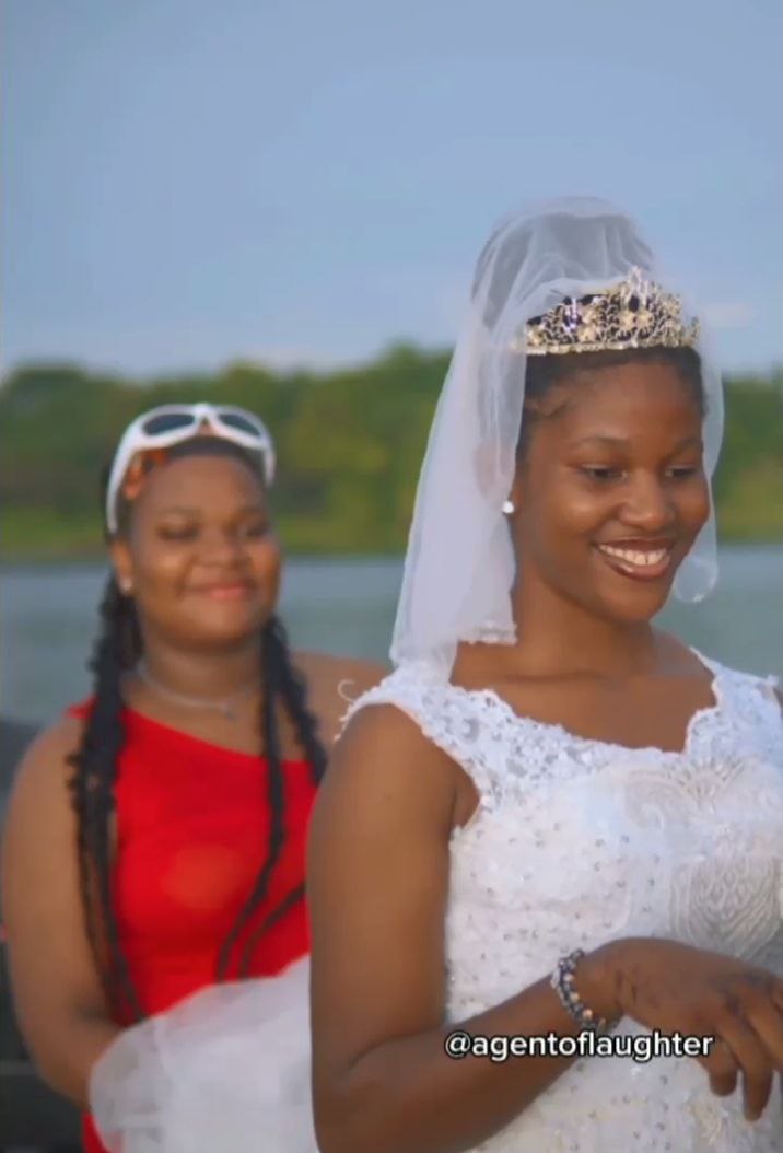 She dey practice her super powers nothing to fear 🤣

A very short story

Checkout the video thread 👇