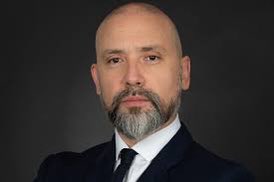 frvignolle's tweet photo. #InfoRTL #INFOM6 #FondsMarianne Perquisition également ce matin chez le préfet Christian Gravel, qui vient de démissionner du Comité Interministériel de Prévention de la Délinquance et de la Radicalisation (source judiciaire). https://t.co/J4VsyDRR5j