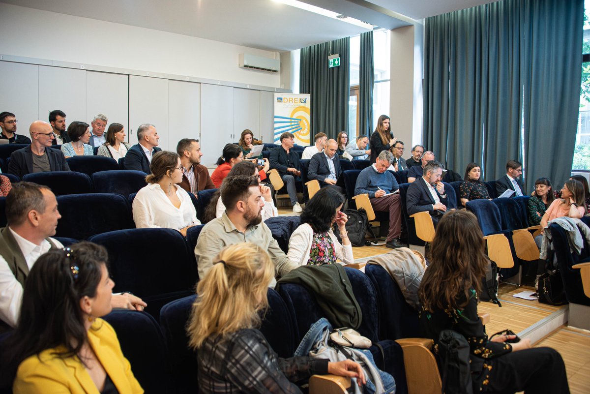 ProjectVIADUCT's tweet image. Last week, all our project partners and some local #stakeholders, met in Timisoara for the 1st Inter-Regional Thematic Workshop and 2nd Regional Study Visit. Thank you to our hosts in Romania and event attendees for creating a great platform for #knowledge exchange! 

#innovation