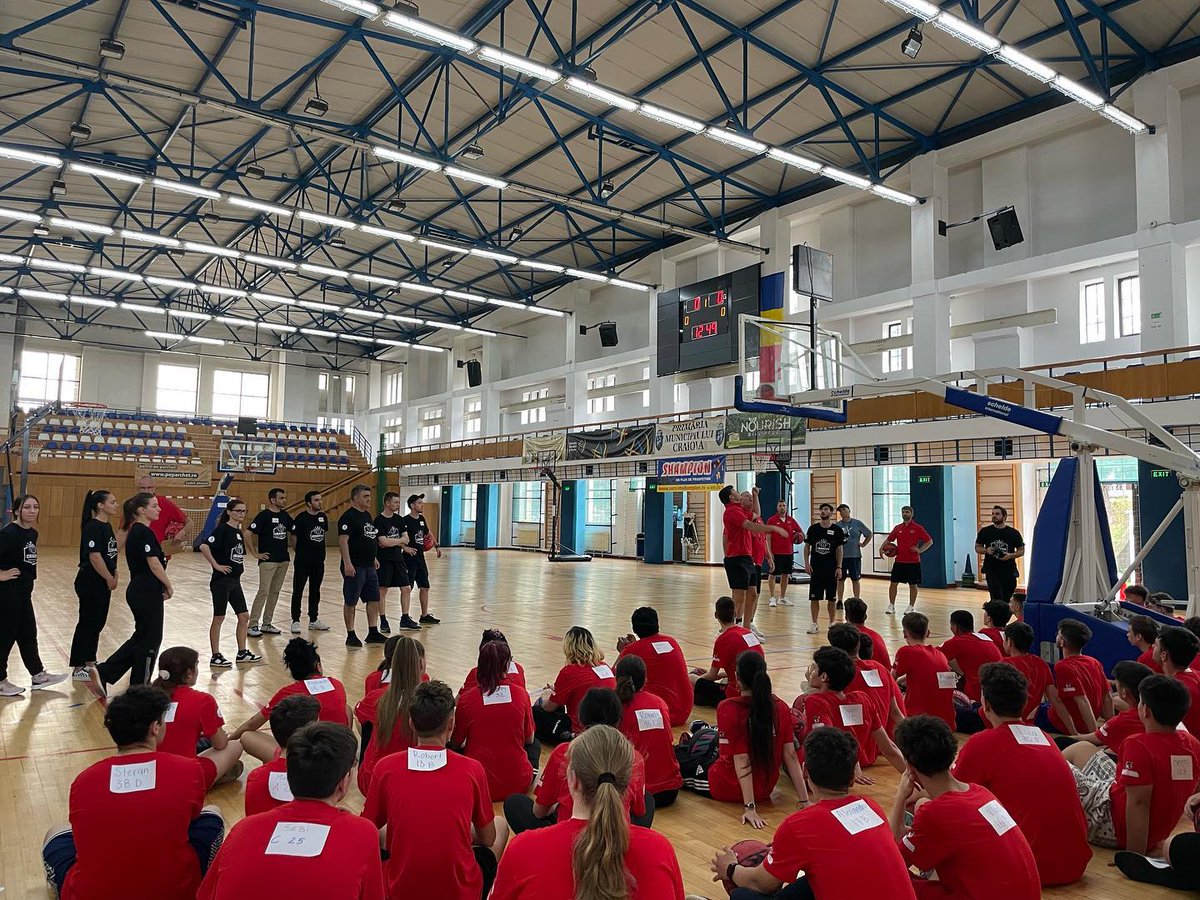 Day 1 of Craiova basketball camp in partnership with Bethesda Christian School from Indiana, USA. Please pray for all the youth coming. The majority are from non-Christian families. Please pray that we are able to share Jesus with them! #Craiova #HopeChurch #HopeRomania #Bethesda