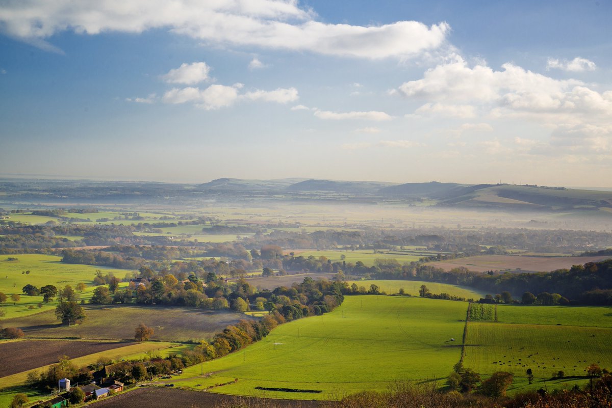 Today <a href="/RWNCLPP/">Rowan Clapp</a> begins an eight-day inquiry in Lewes concerning two joined appeals for residential development outside a settlement boundary, near the village of Ringmer within the setting of the South Downs National Park.

cornerstonebarristers.com/barrister/rowa…