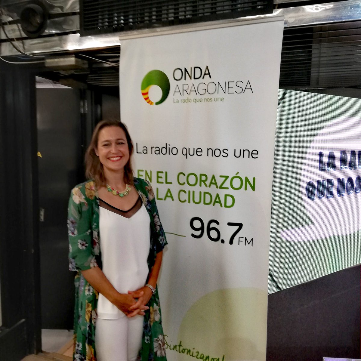 AnaV_Serrano's tweet photo. Ayer me di cuenta de lo poco que sabemos sobre 𝕟𝕒𝕟𝕠𝕞𝕒𝕥𝕖𝕣𝕚𝕒𝕝𝕖𝕤 𝕪 𝕟𝕒𝕟𝕠𝕡𝕣𝕖𝕧𝕖𝕟𝕔𝕚ó𝕟. 

Entrevista 𝕚𝕞𝕡𝕖𝕣𝕕𝕚𝕓𝕝𝕖 a Ciro Luis Salcines Suárez de @unican  en las Mañanas de @ondaaragonesa.

¡Súper instructiva!

#prlonair
https://t.co/RIq2WAkcw2 https://t.co/xPIaTabrYq