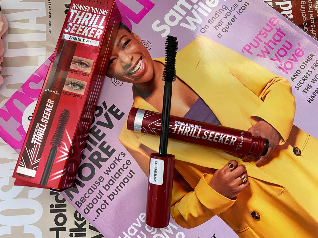 kathcake's tweet image. Gentle brush that doesn’t irritate your eye

Read more 👉 lttr.ai/ACzBb

#mascara #mascarareview #ShadesExtremeBlack #LargeBushyBrush #GravityDefyingVolume #EyeDoesnTFlake #MascaraDidnTSmudge #PreviousRimmelMascaras #LatestReview