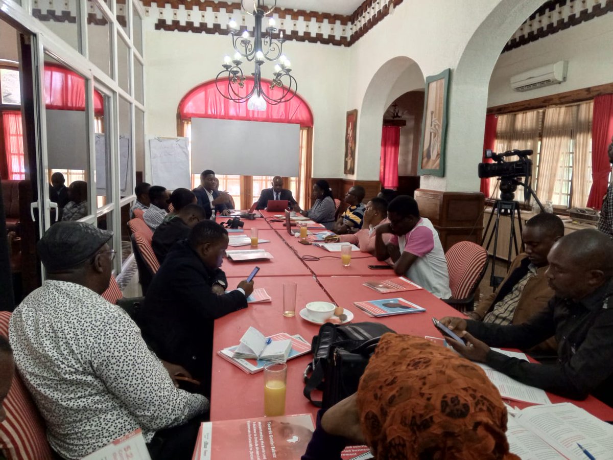 ScienceAfrica5's tweet photo. 📢Happening now !!!

Africa Freedom of Information Centre (AFIC) share findings &amp; recommendations from their research study on ➡️ including #women led businesses in public #Procurement, today in Dodoma Tanzania
CC @africafoicentre @GilbertSendugwa @IDRC_CRDI @IDRC_ESARO @SmcAfri https://t.co/ui7PQ1ZMvH