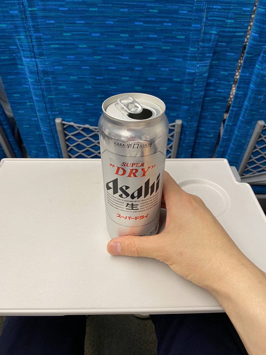 moai_kuta's tweet photo. あ〜っ、終わってしまったぁ…理生くんの言葉をかりて、『誰も死なないハッピーな作品』#エリヘレ♬お洒落な作品でした。笑い声とスタンディングオベーションを誠にありがとうございました！各地でご来場頂きました皆様、スタッフ・オーケストラ・制作・キャストの皆様に大感謝！さーびしぃなぁ〜(o_o) https://t.co/FrRHGfkPcH