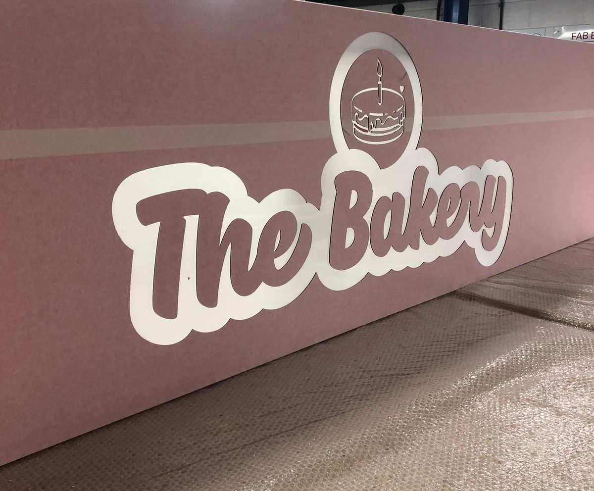 pink illuminated wrapped sign tray 🍰🥯
#Signs2Signs #Sign #Signs #Signage #Signmaker  #Signagecompany #MadeinManchester #Manchesterbusiness #Manchester #CustomSigns #Signmanufacturer #SignGraphics #Businesssignage #thebakery #sweettooth #signtray #illumination
