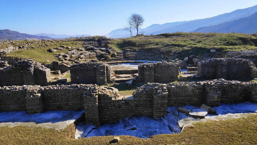 SMARTiMONY's tweet photo. GJIROKASTRA SUBURBS, Albania
The Ancient site of Andrianoupoli https://t.co/iZYMTsRe9R