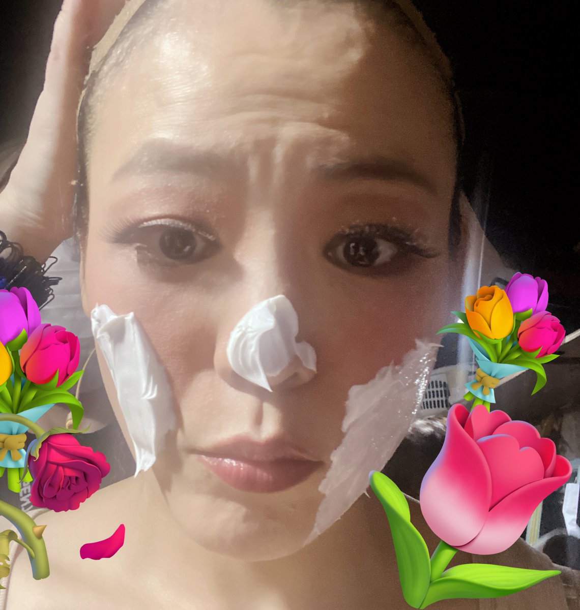 motayoo's tweet photo. エリザベス・アーデンvs.ヘレナ・ルビンスタイン
お陰様で大千穐楽の幕を下ろすことができました。
スタッフ、オーケストラ、キャスト関わる全ての人が温かい人ばかりで本当にありがたい日々でした。
ミュージカルは楽しかった！！
今後とも精進いたします。右側だけリフトアップのマグダ。 https://t.co/c4yrJhP3o3