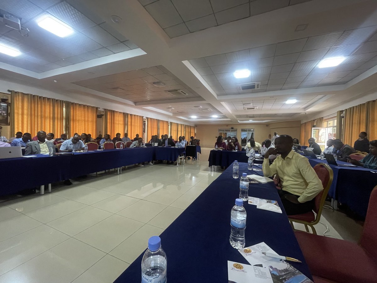 The journey to UHC is a collective effort and the private sector has a significant role to play. Empower the Rwanda private health sector - provide accessible and affordable financing.
#CentralBankRw
#RWANDAHEALTHCA2
#RwandaHealth
#mugangasaccorw
#GoshnFinance
#USAIDRIHSARW