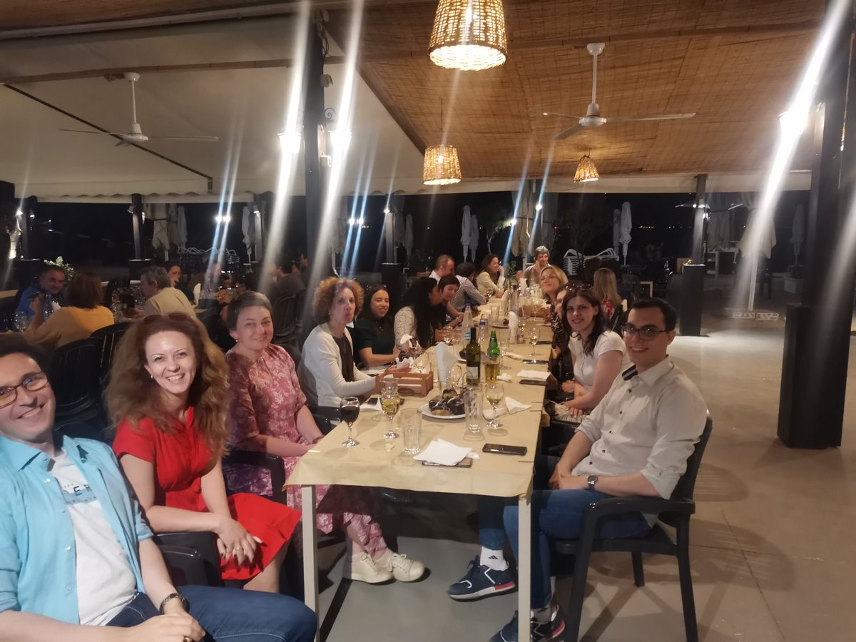 Day 1 of our Omics Workshop participant feedback:
"It was highly enlightening, effectively demonstrating the potential of omics and its integration into clinical practice for the benefit of cancer patients."
<a href="/CavicMilena/">Milena Cavic</a> <a href="/rjafijneman/">Remond Fijneman</a> <a href="/NKI_nl/">The Netherlands Cancer Institute</a> <a href="/BRFAA_IIBEAA/">Biomedical Research Foundation Academy of Athens</a> <a href="/scastellvibel/">Sergi Castellví Bel 👨‍🔬🇪🇺🏳️‍🌈</a>  <a href="/idibaps/">IDIBAPS</a>