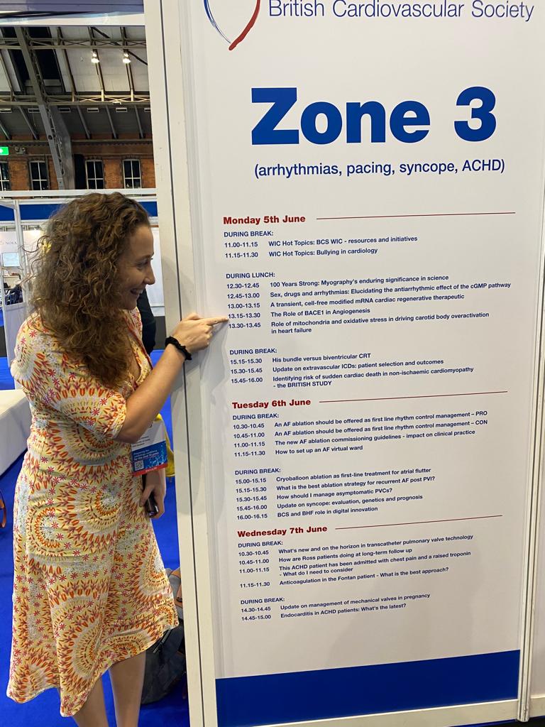 Eva Clavane tweet media