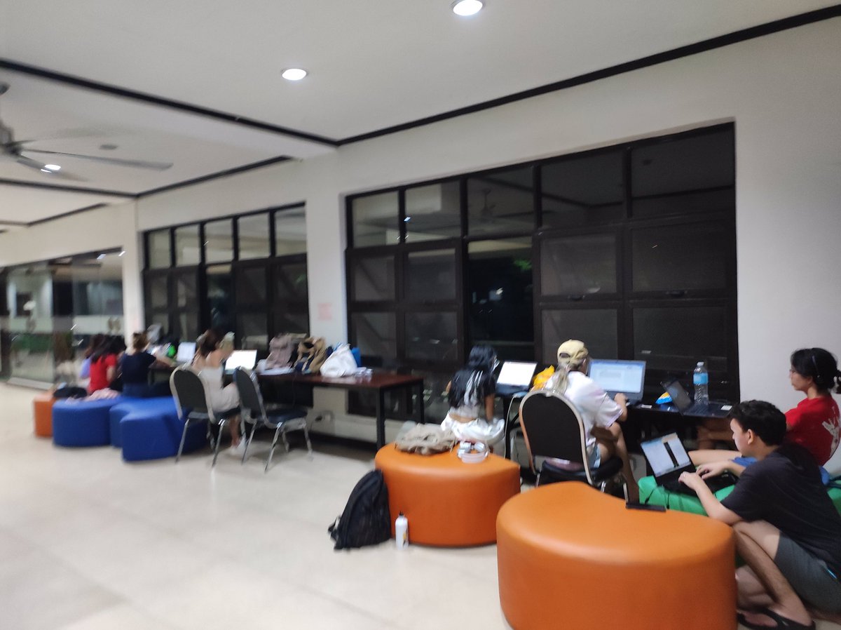 upcebutugani's tweet photo. LOOK: Kapehan sa UPC is back for the end of the second semester!

Read more here: (https://t.co/h2tp4URAmX) 

#KapehanSaUP
#ExpandStudentSpaces
#ExpandStudentServices
#NoStudentLeftBehind https://t.co/EmQphPtbsx