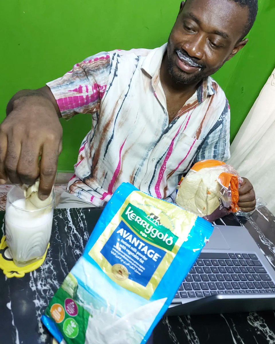 patricknam14's tweet photo. Happy world Milk Day @kerrygoldng
 Thank you for coming to my rescue during breakfast to start my day perfectly. 
A glass of Healthy KerryGold Avantage milk is my tune to start my day... I love KerryGold Avantage Milk because it desolve faster .
#mykerrygoldmilkmoustache
#Milk https://t.co/so9donW7Hz