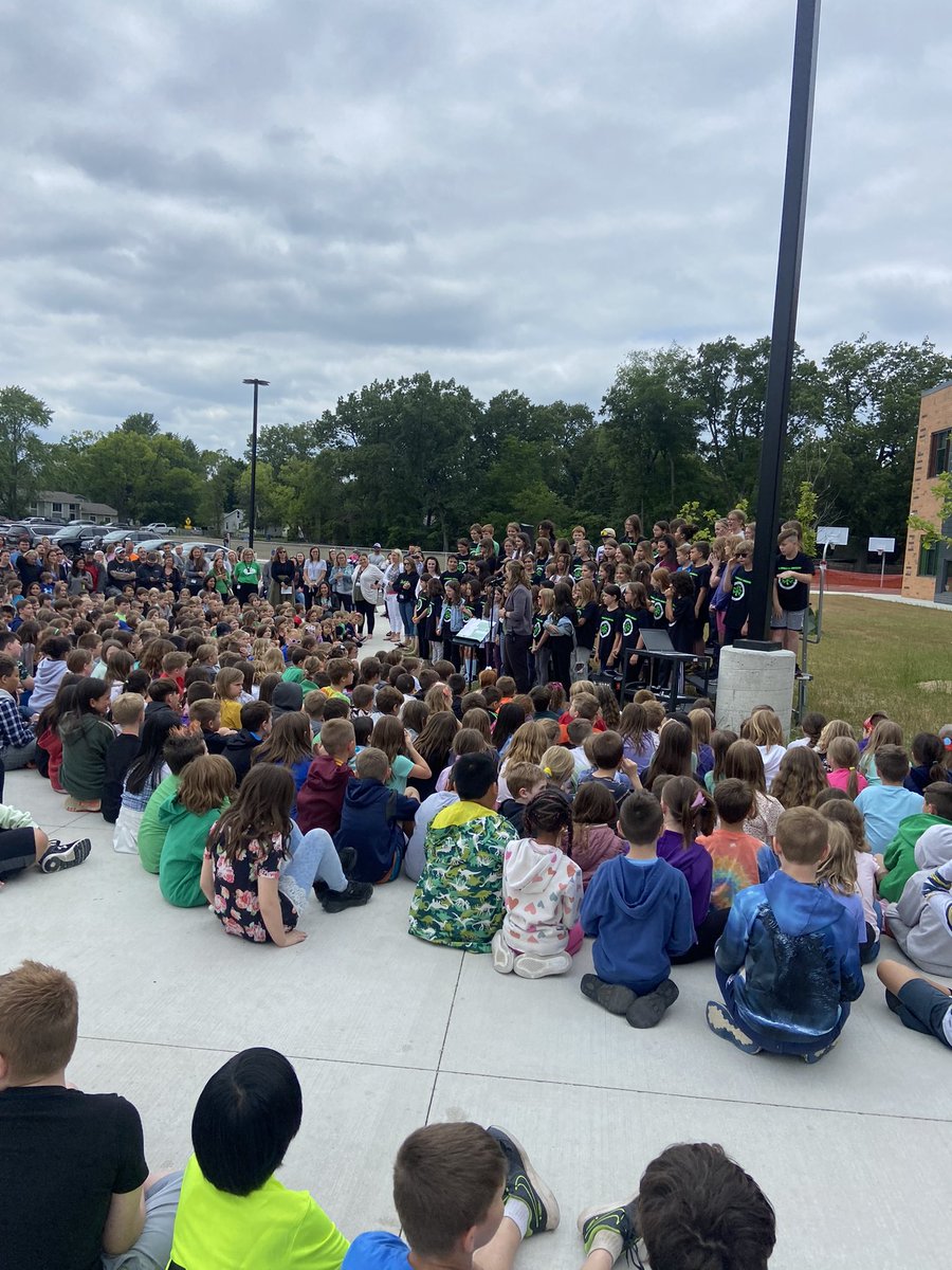 Carrie Oconnell (@deleeuwc) on Twitter photo โ๏ธโ๏ธ Moving up @ Dublin 2023 Edition โ๏ธโ๏ธ<a href="/WalledLkSchools/">Walled Lake Schools</a> <a href="/DublinWL/">Dublin Elementary</a> โ๏ธโ๏ธ Moving up @ Dublin 2023 Edition โ๏ธโ๏ธ<a href="/WalledLkSchools/">Walled Lake Schools</a> <a href="/DublinWL/">Dublin Elementary</a>
