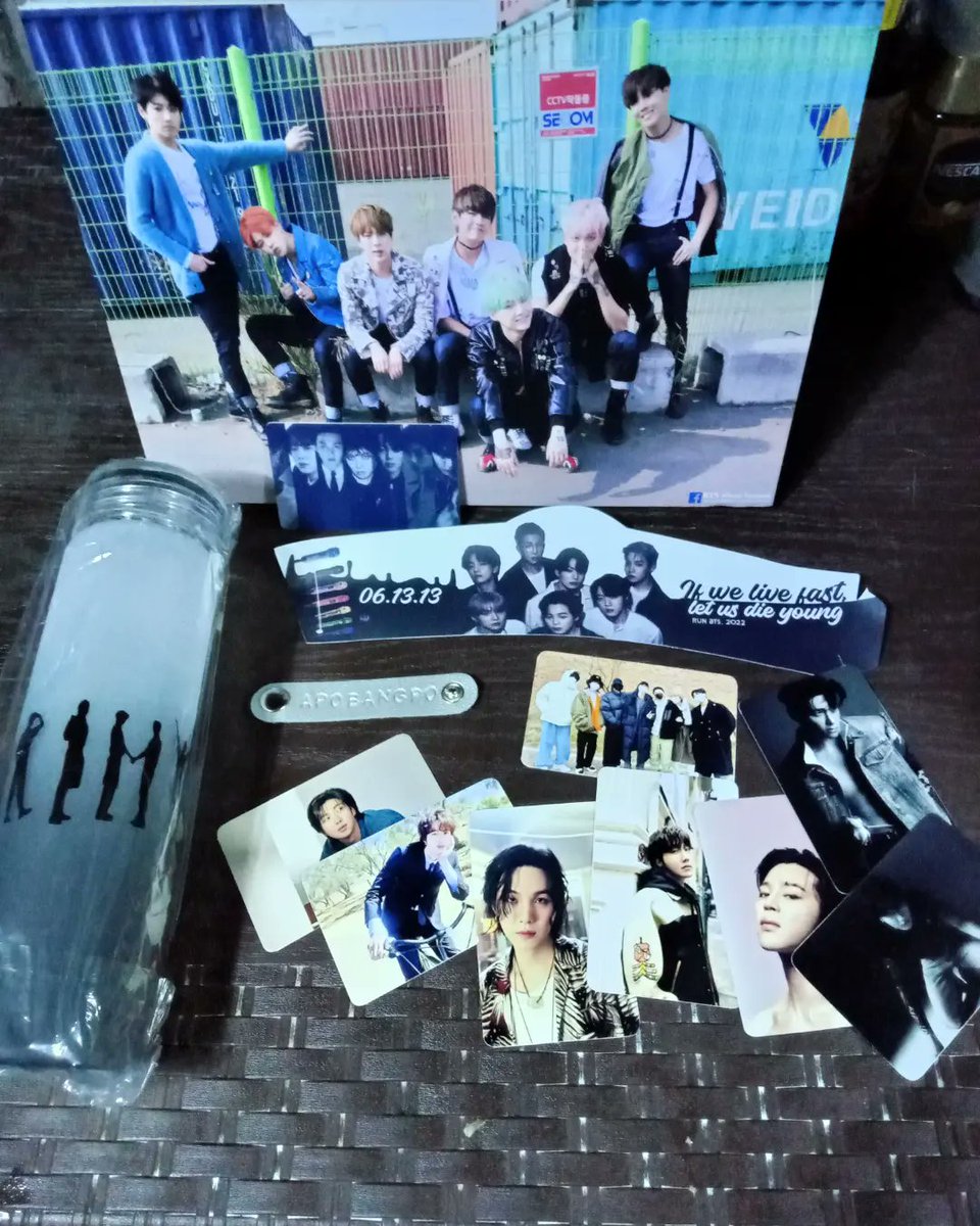 deviantEYNgel's tweet photo. Peep my #XternityWithBTS anniversary cupsleeve event by @JinKookPH haul. They are all so lovely!! ๐คฉ
Loving the shiny detail of the Beep card. You can still avail!! Check out the post on their page. ๐
#APOBANGPO
#BTSFESTA2023
#10YearsWithBTS https://t.co/BM8Yfu0htx