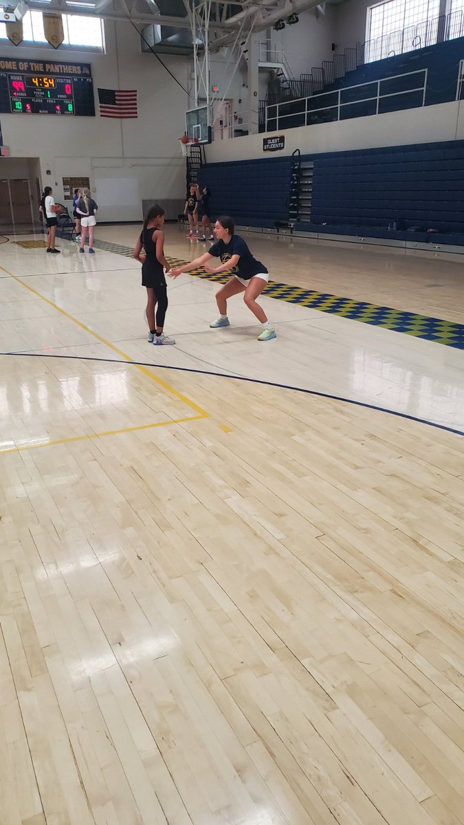 WhitmerGirlsBa1's tweet photo. 🐆🏀camp!!! https://t.co/paAa3eabp4