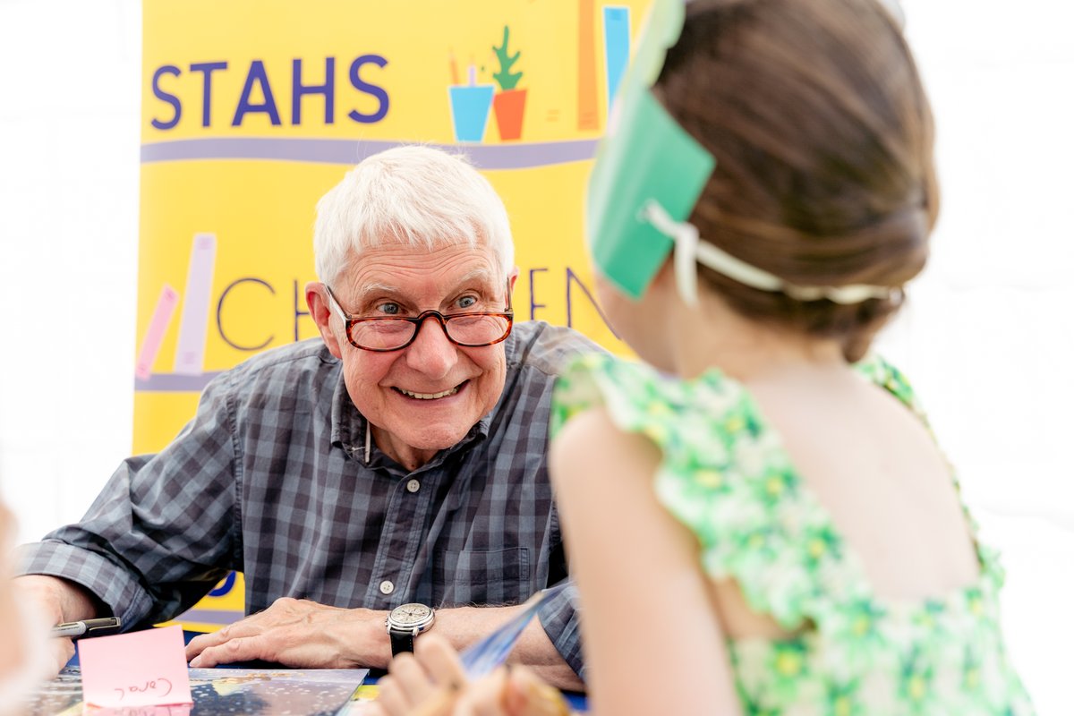 Loved by all #nickbutterworth ❤️<a href="/HarperCollinsCh/">HarperCollins Children's Books</a> #STAHSBookFest