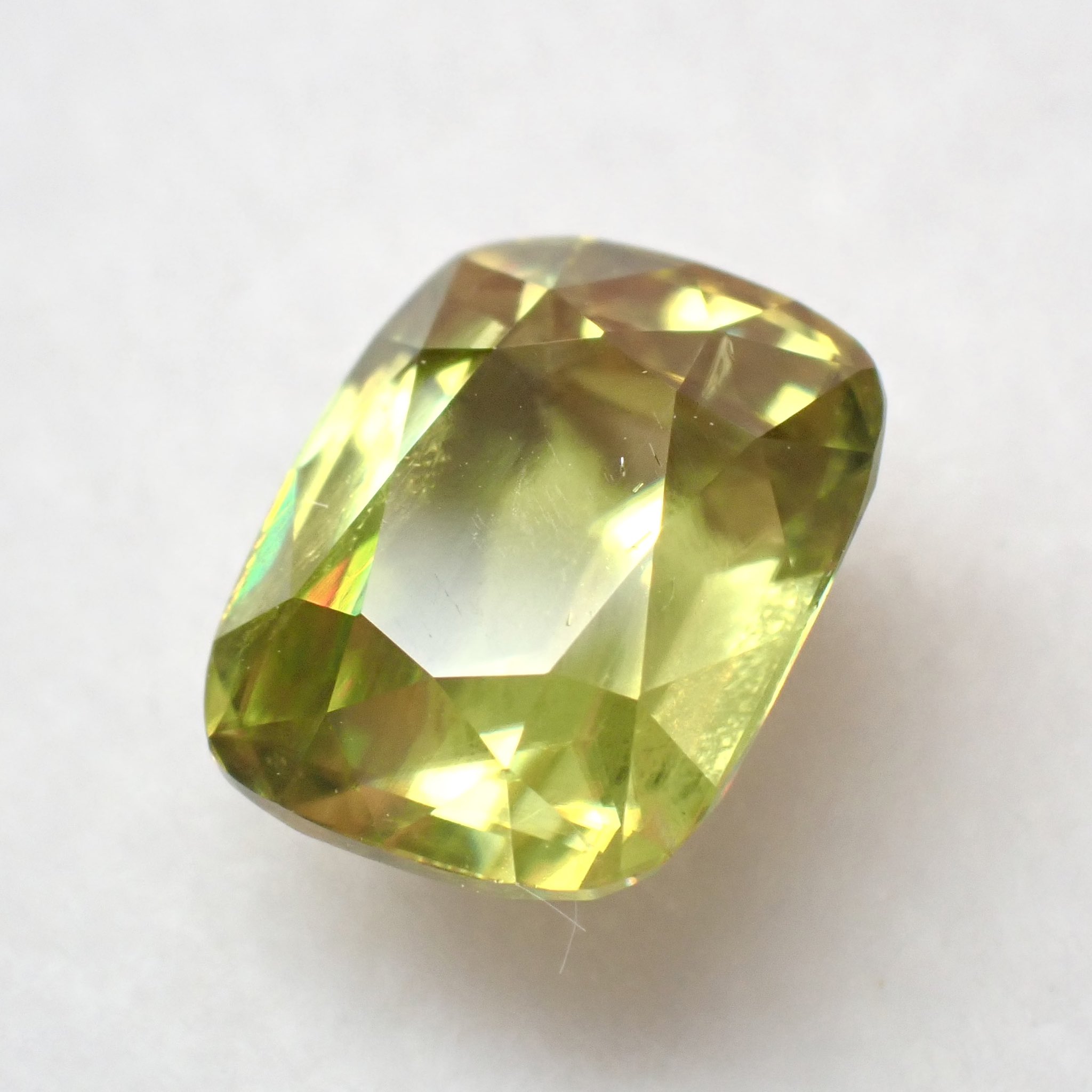 ポスターフレーム マダガスカル産 スフェーン 2.23ct
