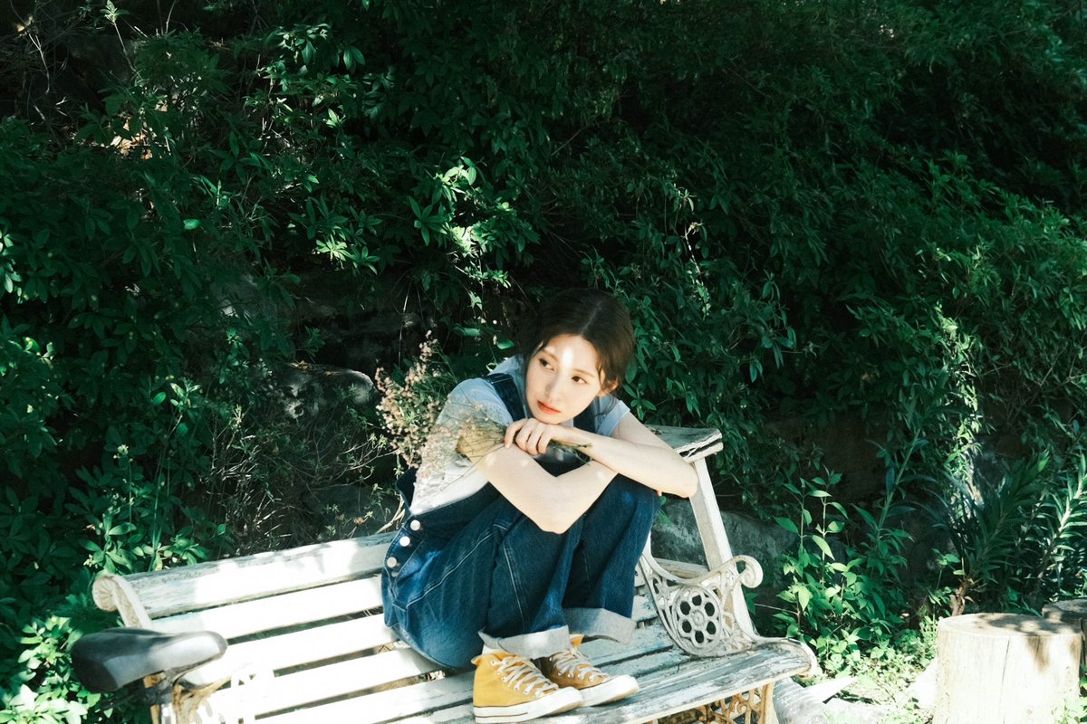 [#백예빈]

BAEK YE BIN 1st Single Album [비행구름]

Concept Photo #4 🤍

✔️𝟮𝟬𝟮𝟯.𝟬𝟲.𝟭𝟰 𝟲𝗣𝗠 (𝗞𝗦𝗧) 𝗥𝗲𝗹𝗲𝗮𝘀𝗲

#백예빈 #BAEKYEBIN #Single #Album 
#비행구름 #Contrail #Release