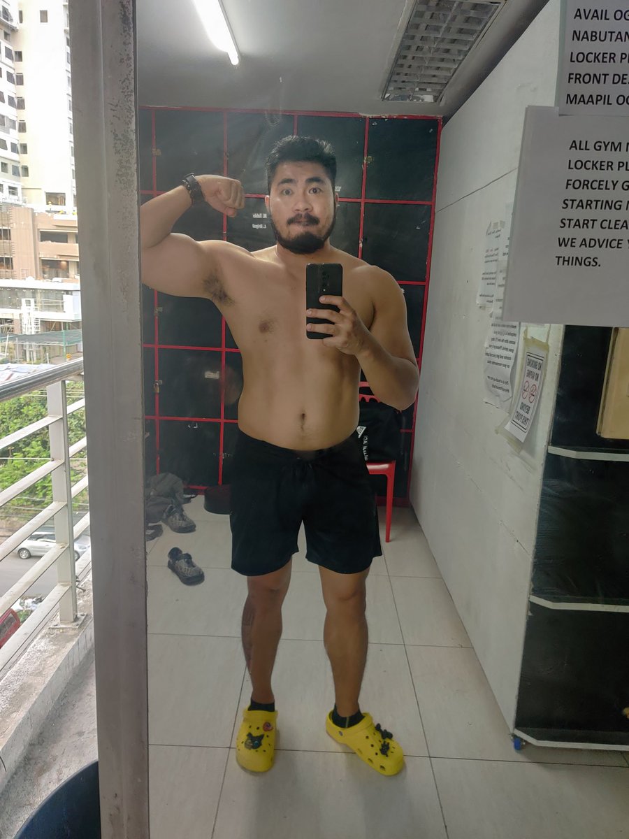 jasvex's tweet photo. Lemon #postworkoutselfie https://t.co/08atGzBnOu