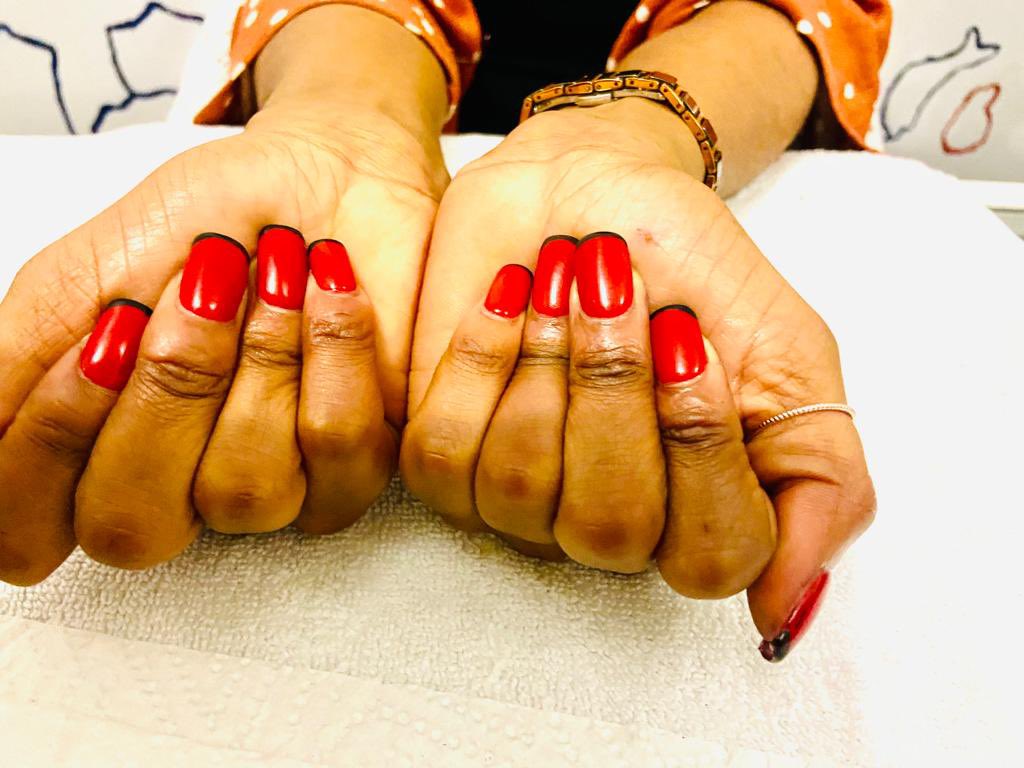 In love with this simple yet classy set!💅🏾 ❤️  #RichardsBay