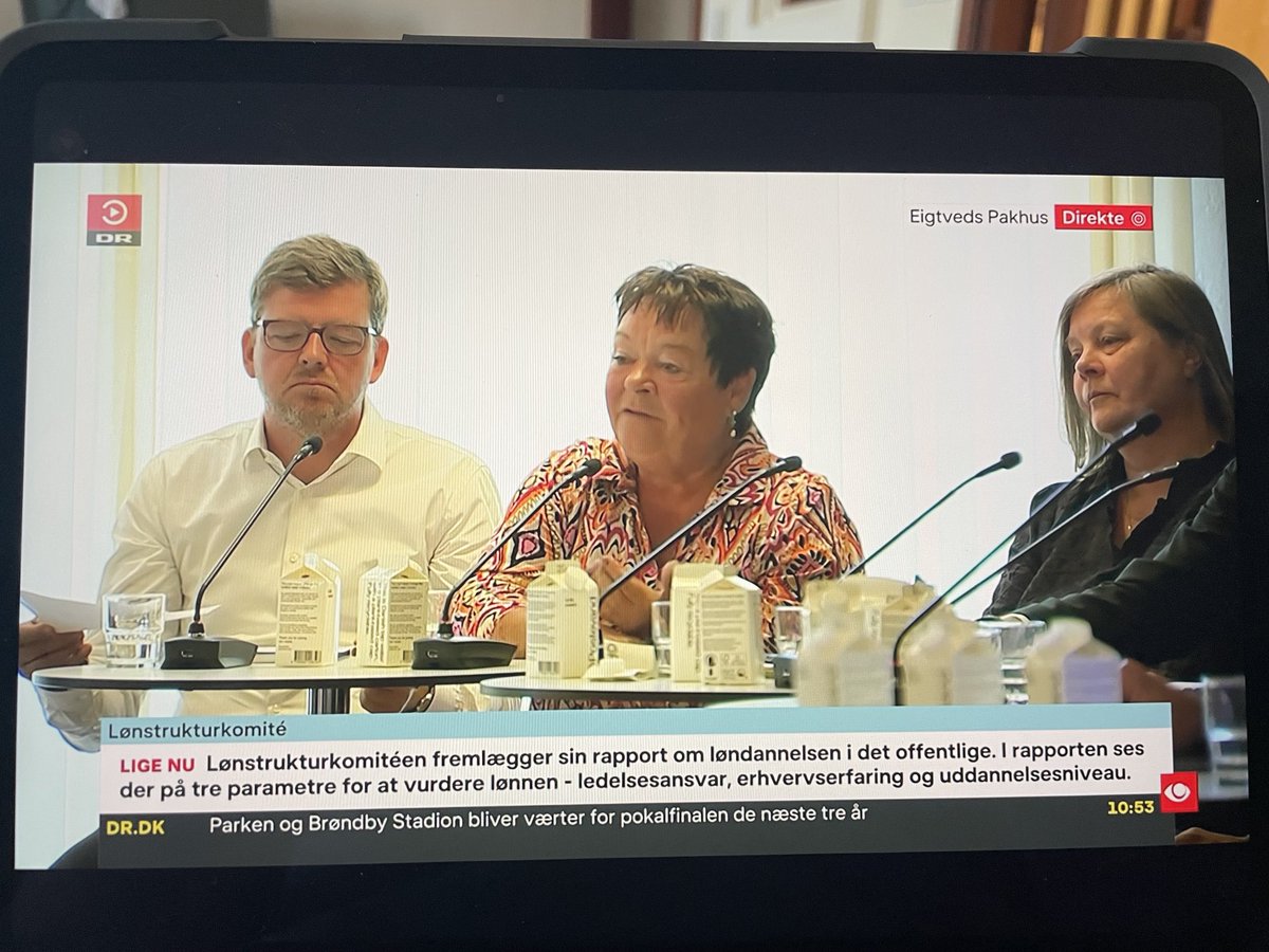 Lis Munk (@lismunk1) on Twitter photo <a href="/StriibMona/">Mona Striib</a>: ‘husk nuancerne’ #LSK rapporten tager ikke højde for at arbejde aften, nat, weekend og helligdage. Jordemødre er en af de faggrupper med flest ulempevagter.
<a href="/HeinoKnudsen/">Heino Knudsen</a> <a href="/NWammen/">Nicolai Wammen</a> <a href="/regionerne/">Danske Regioner</a> <a href="/StriibMona/">Mona Striib</a>: ‘husk nuancerne’ #LSK rapporten tager ikke højde for at arbejde aften, nat, weekend og helligdage. Jordemødre er en af de faggrupper med flest ulempevagter.
<a href="/HeinoKnudsen/">Heino Knudsen</a> <a href="/NWammen/">Nicolai Wammen</a> <a href="/regionerne/">Danske Regioner</a>