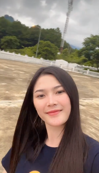 Premyud96754276's tweet image. อยู่ใต้ฟ้า จะกลัวอะไรกะฝน