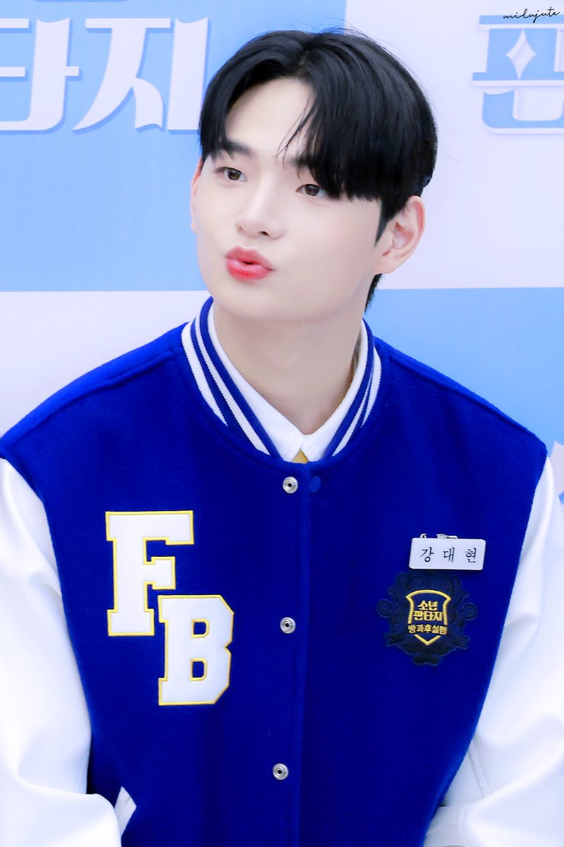dongle0715's tweet photo. 230301
하이판타지

당신의 판타지를 채워 줄 소년◡̈ 

#소년판타지 #FANTASYBOYS
#강대현 #KANGDAEHYEON https://t.co/PCTlOw5xjp