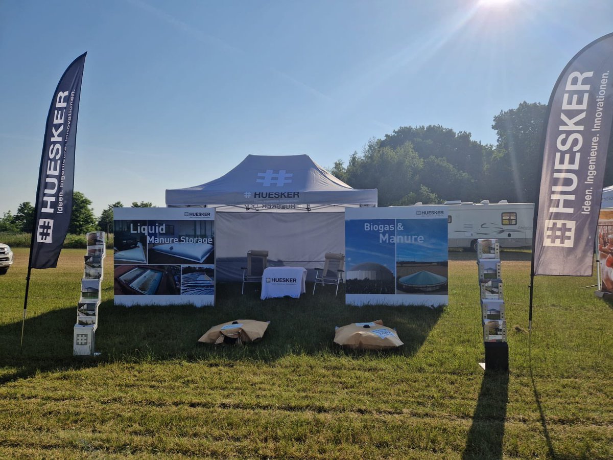 HueskerI's tweet photo. Catch up with Ross and Mario at Cereals 2023. It’s a beautiful day so remember your sun hat and SPF! https://t.co/RrCa4puyVr