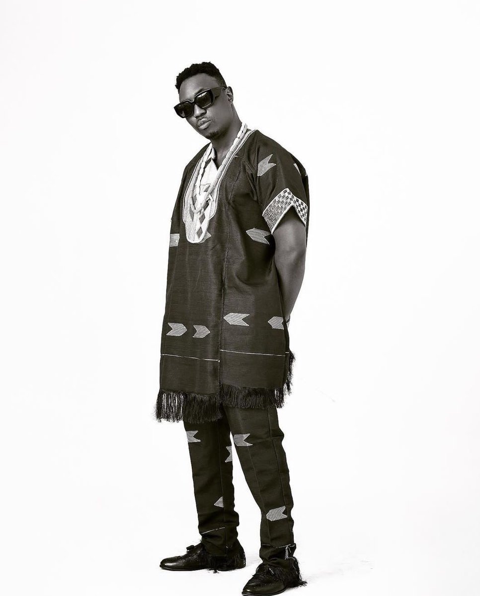 idrisafricana's tweet photo. @thisisAQ 

You did a thing on God's Engineering (GE) project. 

GE 1 started with the track "Intro-Vert", GE 2 ended with "Outrospection". The latter completed the former. 

I want you to know that we caught that &amp; appreciated the brilliancy. 

#RapIsAlive #GodsEngineering https://t.co/eOwwk2TG5l
